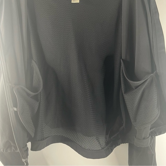 H&M Move Windproof Windbreaker Activewear Jacket Top With DryMove Size M Black - Picture 6 of 9